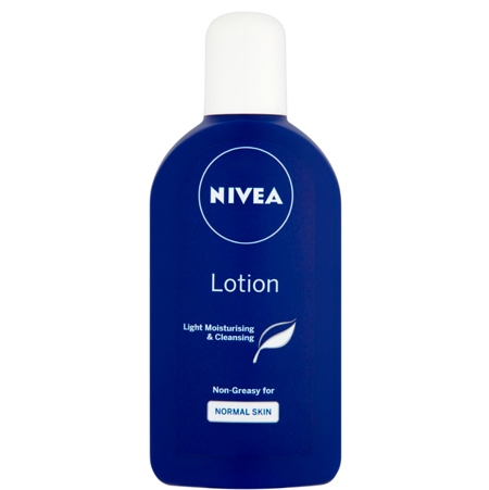 Nivea Light Moisturising & Cleansing Lotion - 250 ml