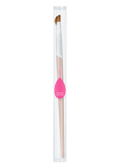 Wing Man Curved Eyeliner Brush