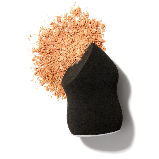 e.l.f. & Blending Sponge Highlighting