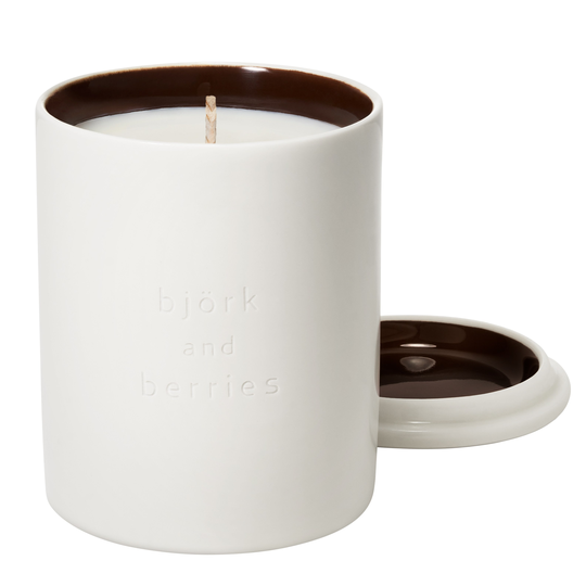 Björk and Berries White Forest Scented Candle 240 g