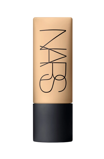 Soft Matte Complete Foundation Punjab