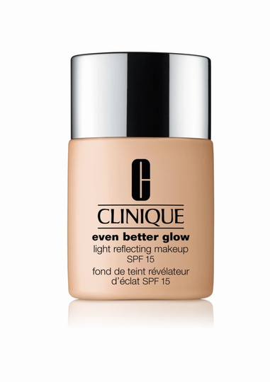 Even Better Glow Light Reflecting Makeup SPF15 CN 28 Ivory