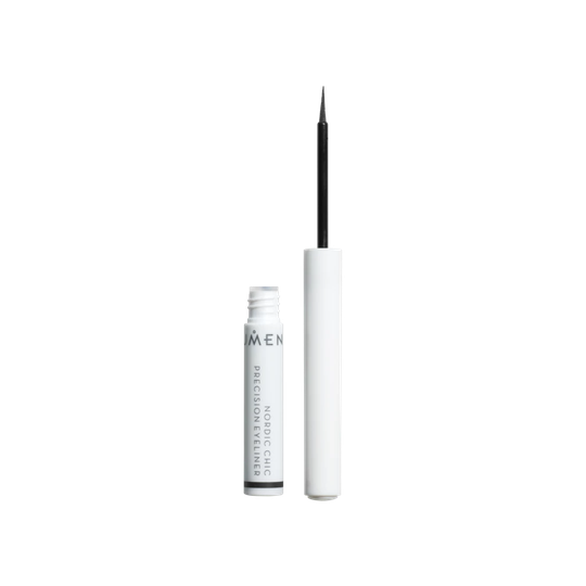 Nordic Chic Precision Eyeliner Black