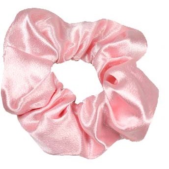 By Lyko Enfärgad Scrunchie I Silklook Pink
