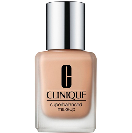 Clinique Superbalanserad Fundament - CN 34 Ljus