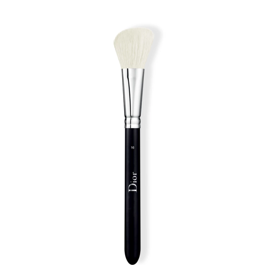Backstage Blush Brush N° 16