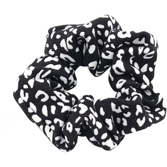 By Lyko Mönstrad scrunchie Svart